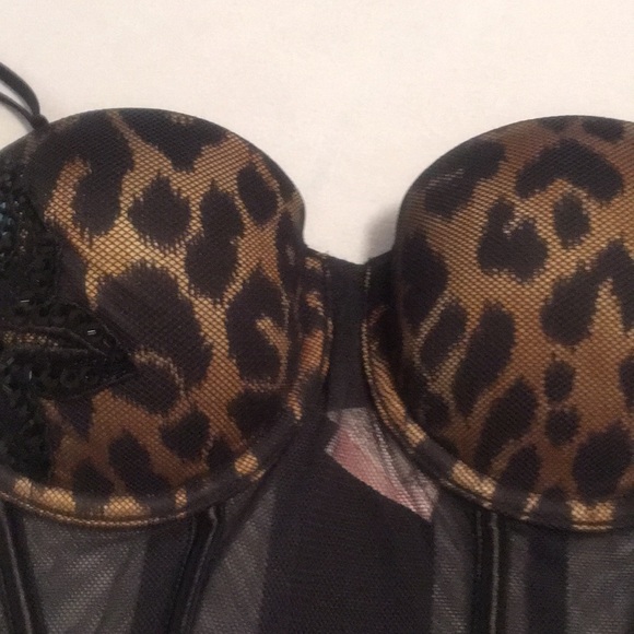 Victoria’s Secret Black Leopard Corset & G-String - Picture 2 of 7